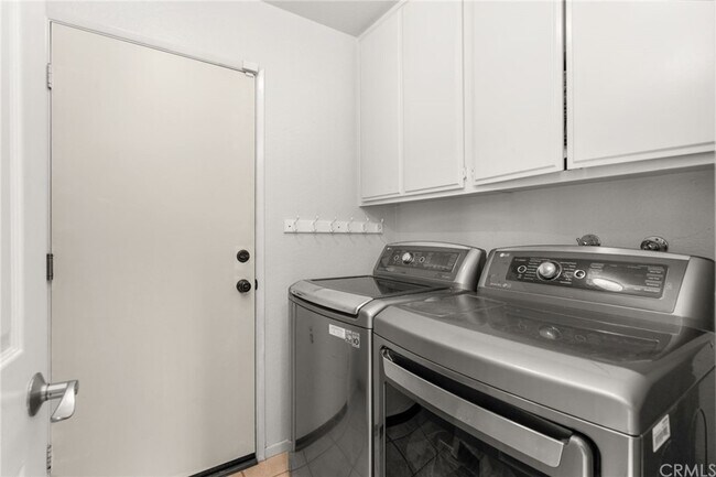 Building Photo - 1514 Evergreen Dr