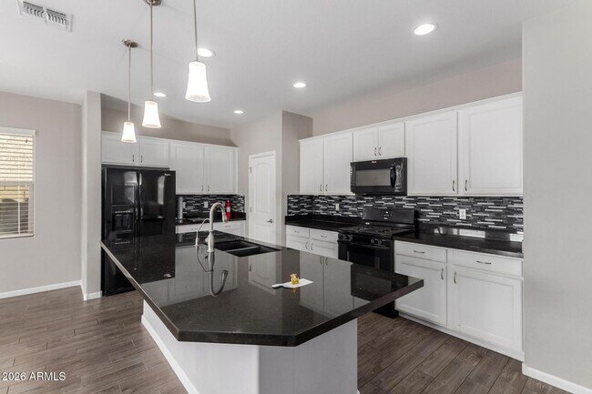 Building Photo - 12109 W Desert Moon Way