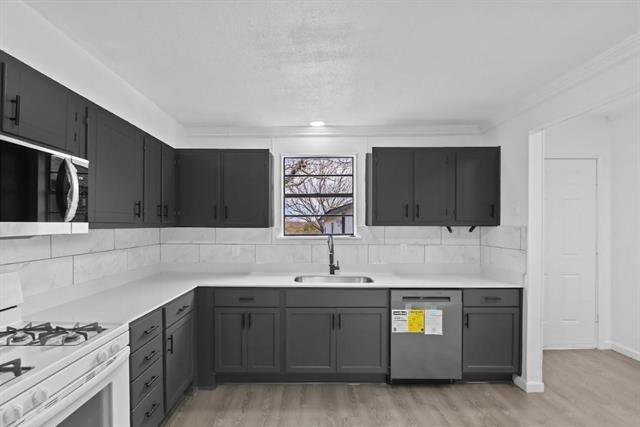 Building Photo - 10158 Twin Creeks Cir