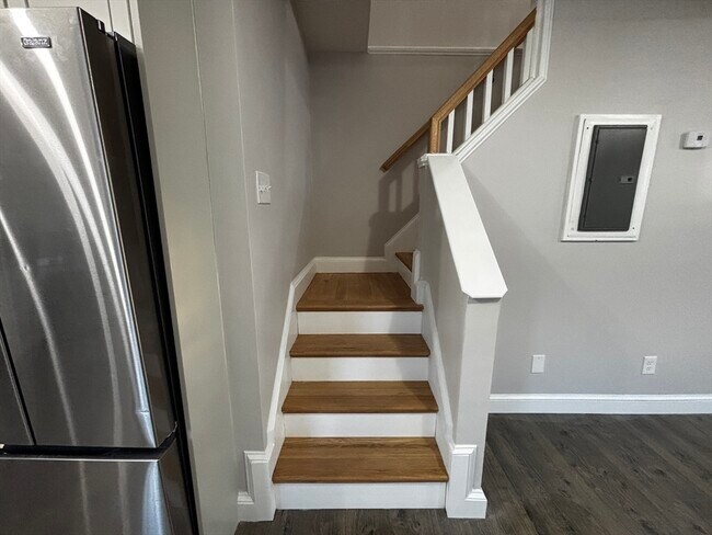 Building Photo - 546 Nantasket Ave