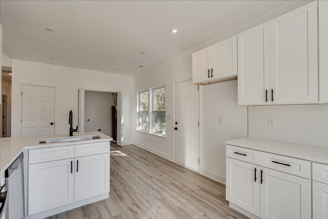 Building Photo - Brand New 3BR/2BA Home for Rent – Modern C...