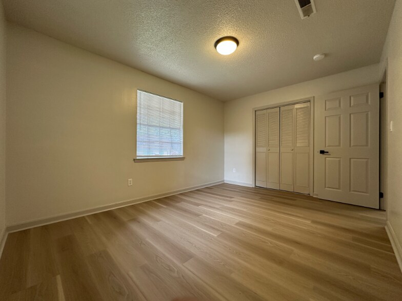Building Photo - 8726 Millard Lee Ln
