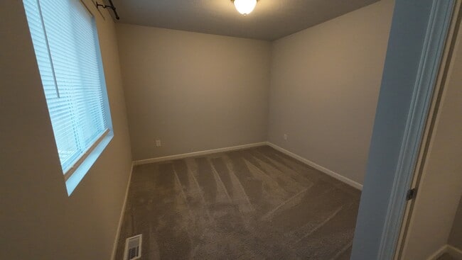 Building Photo - 46 Amber View Ct