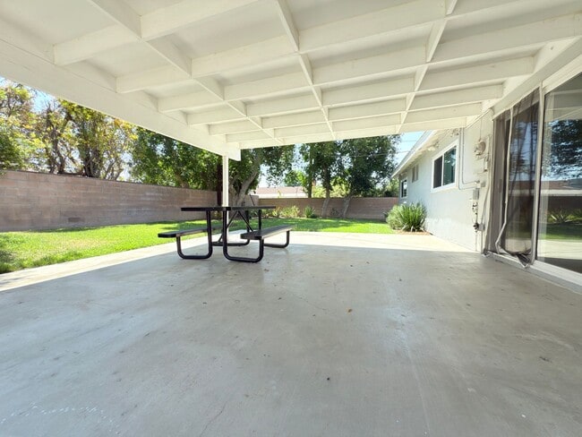 Building Photo - 9630 Wilbur Ave