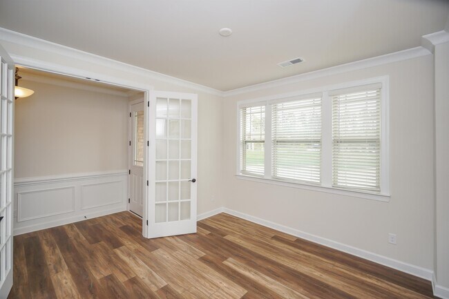 Building Photo - 3407 Marchers Trace Dr
