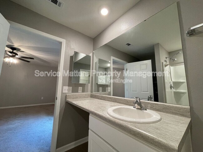 Building Photo - 4328 Jitterbug St