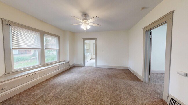 Building Photo - 3339 W.84th