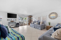 Building Photo - 343 Oleander Dr