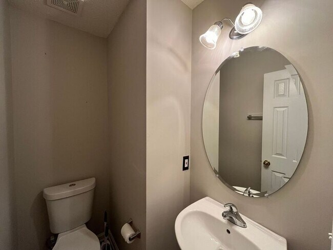 Building Photo - 5706 Osprey Cove Dr