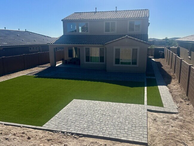 Building Photo - 13726 W Whisper Rock Trail