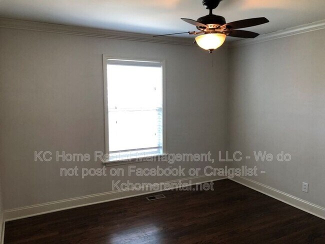 Building Photo - 8234 Main St