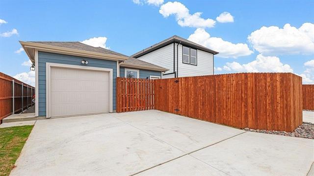Building Photo - 3116 Pecan Farm Ln