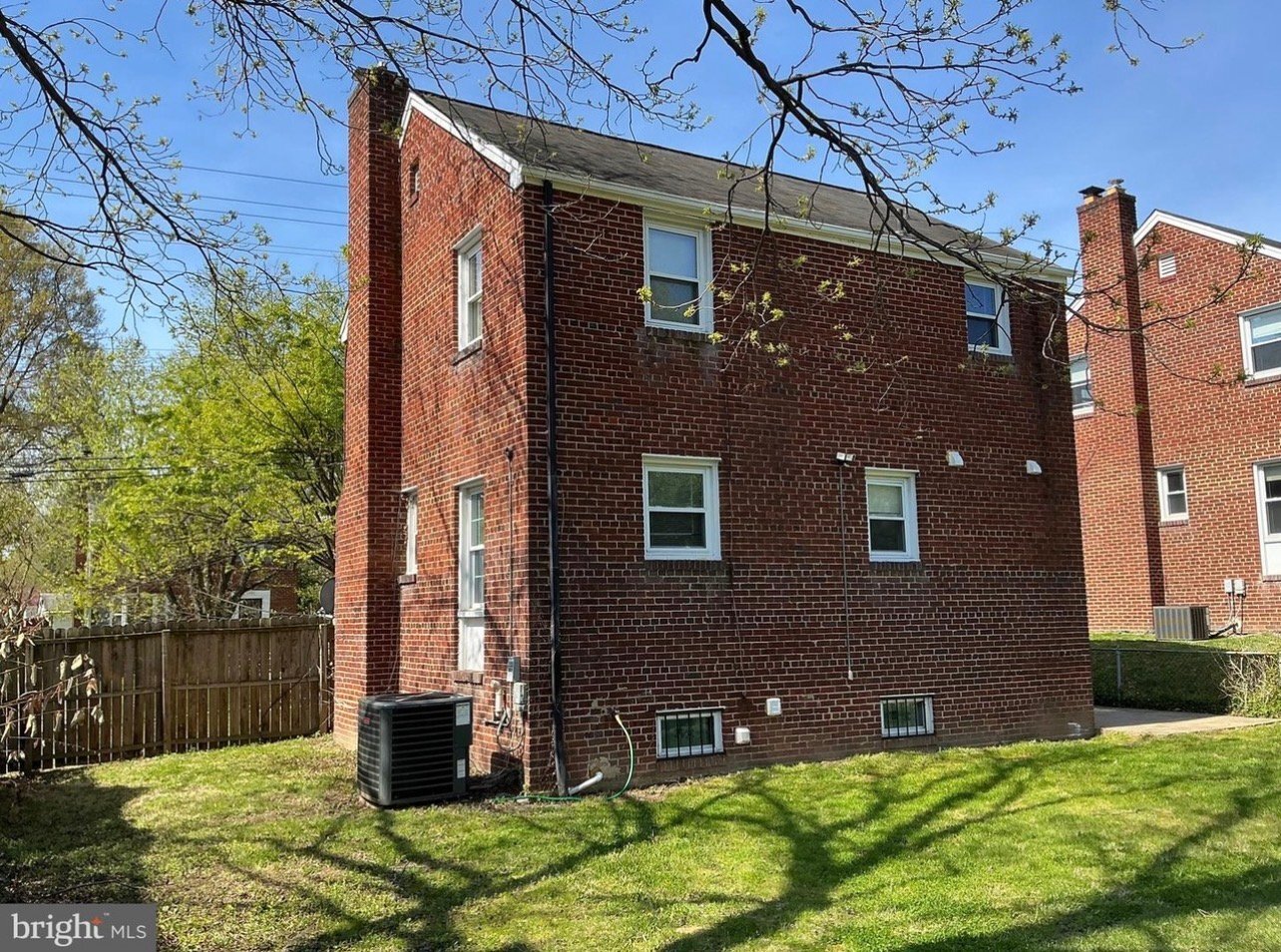 Building Photo - 6603 Red Top Rd