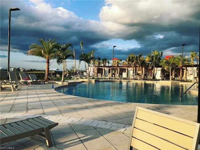 Building Photo - 43031 GREENWAY Blvd