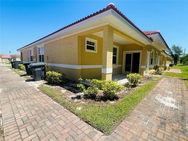 Primary Photo - 1589 Cumin Dr
