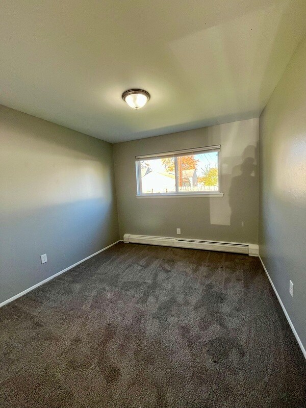 Building Photo - 1760 St Johns Blvd