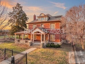 Building Photo - Indoor Pool! FULLY Furnished Short or Mid Term Rental