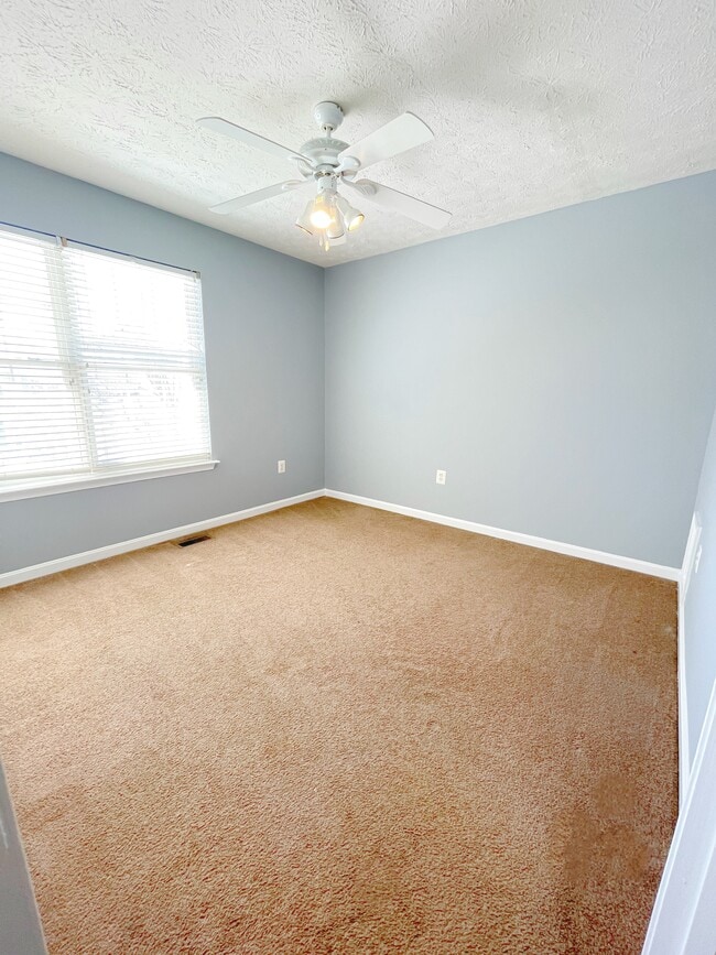 Building Photo - 2776 Bismark St