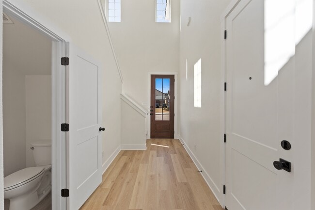 Building Photo - 6704 Abode Ave