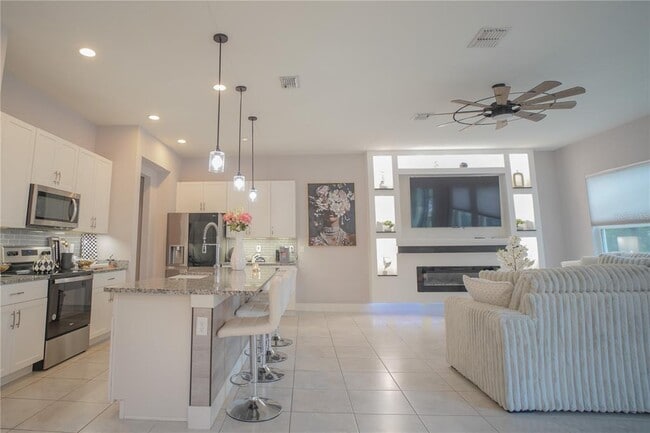 Building Photo - 1211 Arisha Dr