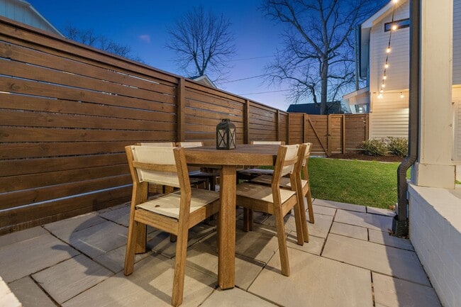 Building Photo - AVAILABLE NOW. High end custom home for lease. $12,500 per month. 6 Bed 6 Bath with Great Outdoor...