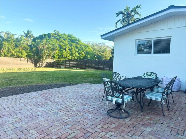 Building Photo - 8965 SW 125th Terrace