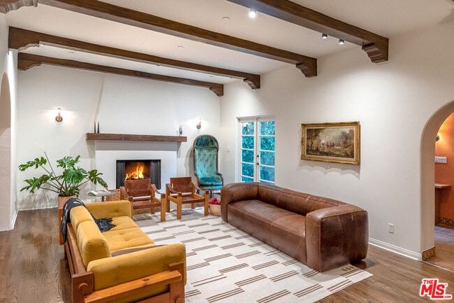 Building Photo - 408 17th St