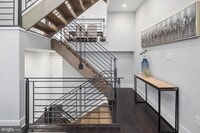 Building Photo - 1332 Kater St