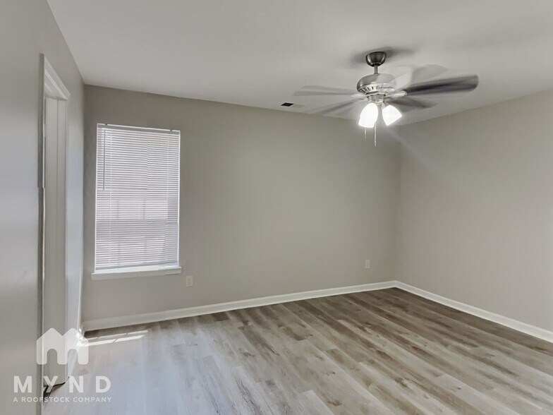 Building Photo - 4574 Summer Creek Cove