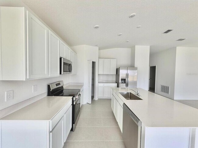 Building Photo - 4664 Golden Knight Blvd