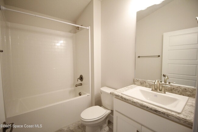 Building Photo - 2541 Pinwherry St