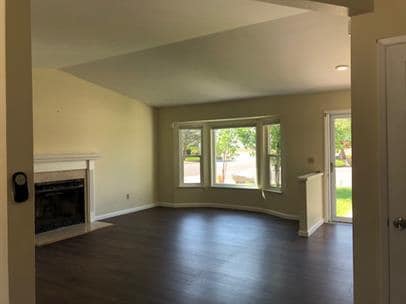 Building Photo - 101 Woodlake Ct