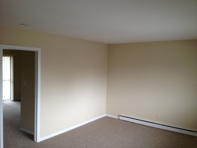 Building Photo - 4015-4021 Curundu Ave