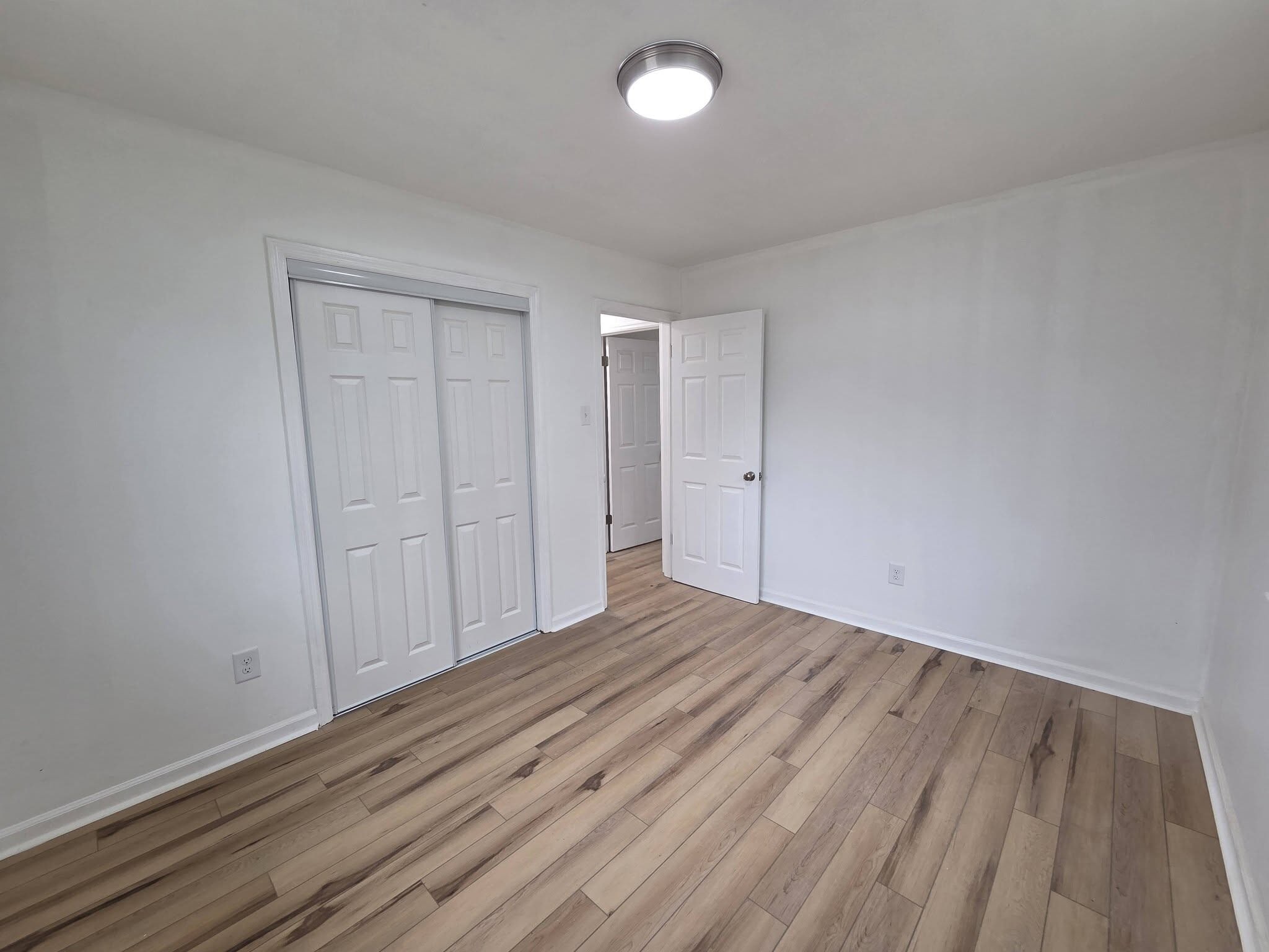 Building Photo - 5506 Campbell Ave