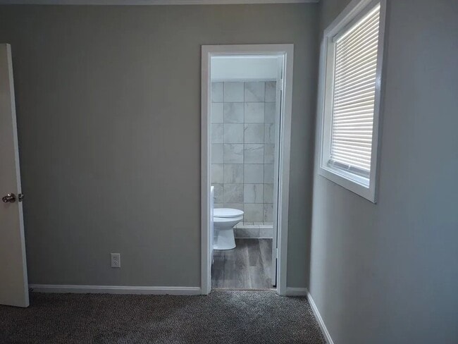 Building Photo - 1288 Rosewood Dr