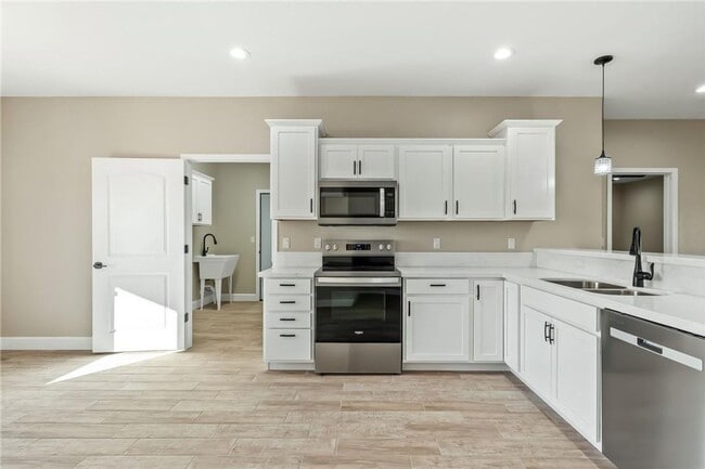 Building Photo - New Construction - New Community