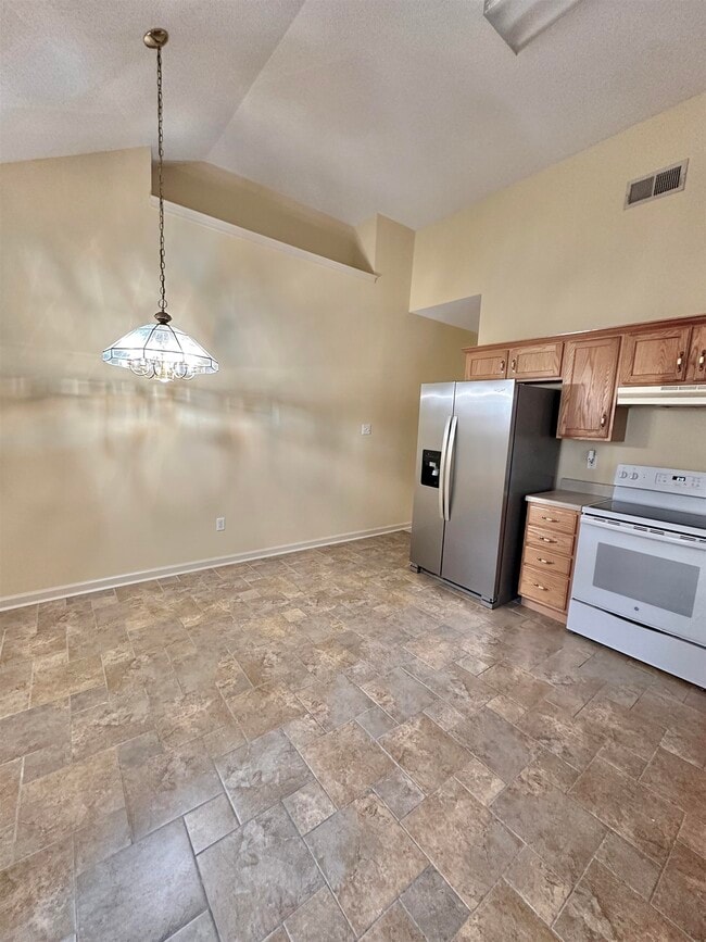 Building Photo - 596 W Ashley Glen Cir