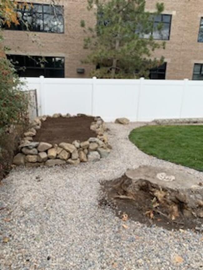 Building Photo - Cozy 4 bedroom 2 bath home in Woods Cross