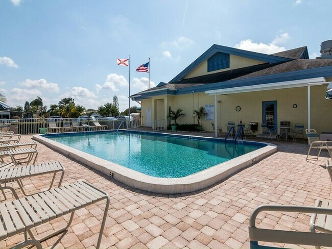 Building Photo - 5558 Whistling Tree Ln