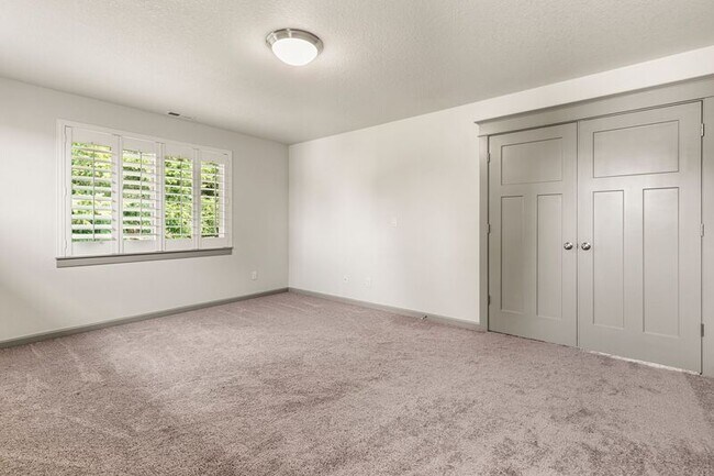 Building Photo - 14716 Blue Blossom Way