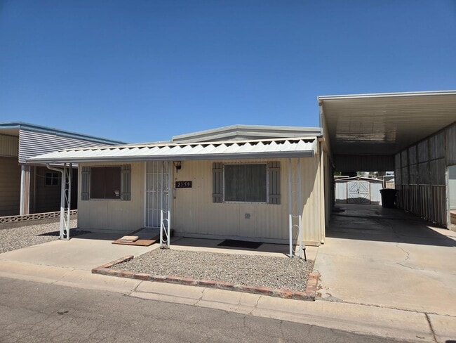 Building Photo - 2159 S Cottontail Ave