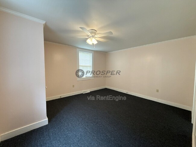 Building Photo - 204 Fishburne St