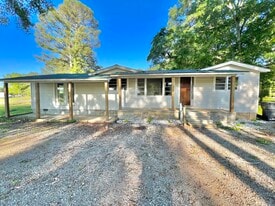 Building Photo - 784 Herman Bailey Rd