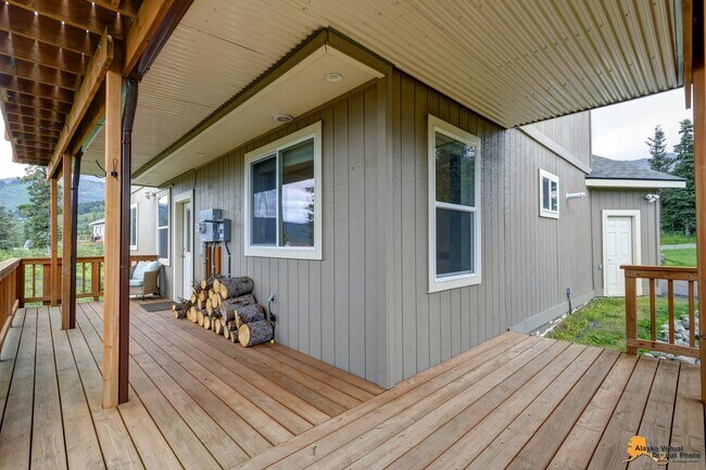 Building Photo - 8121 Marino Dr