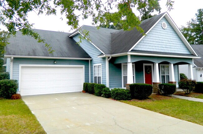 Primary Photo - 2052 Magnolia Pkwy