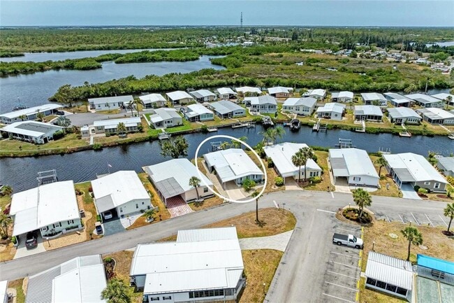 Building Photo - 122 Martinique Rd