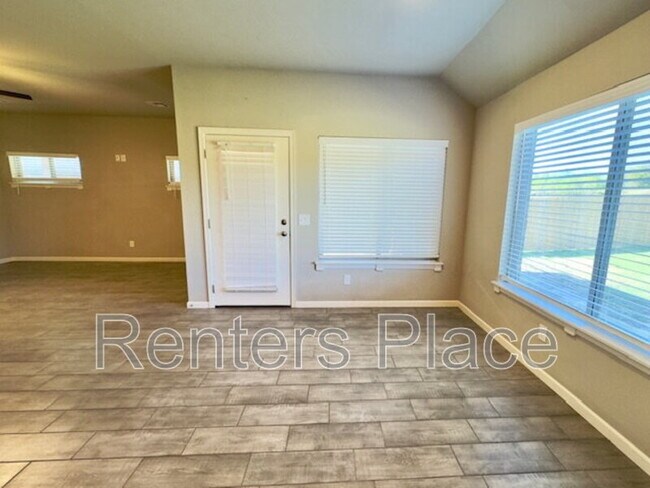 Building Photo - 28003 E 107th St S