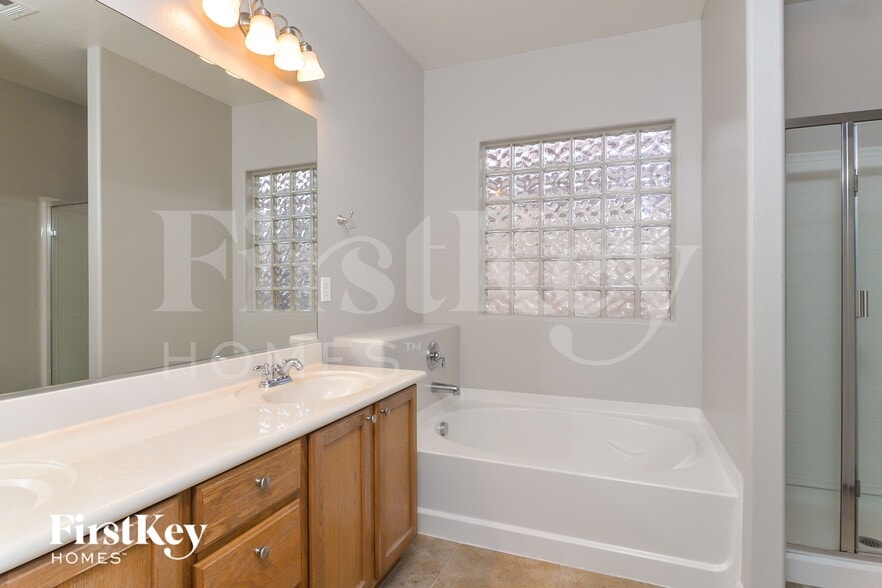 Building Photo - 3957 Vulcan St