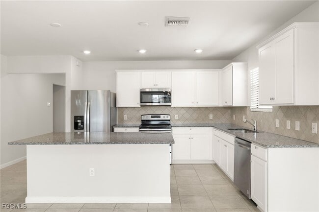 Building Photo - 10891 Firebush Cir