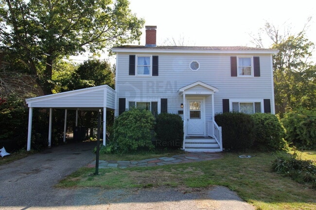 Building Photo - 163 Winnacunnet Rd